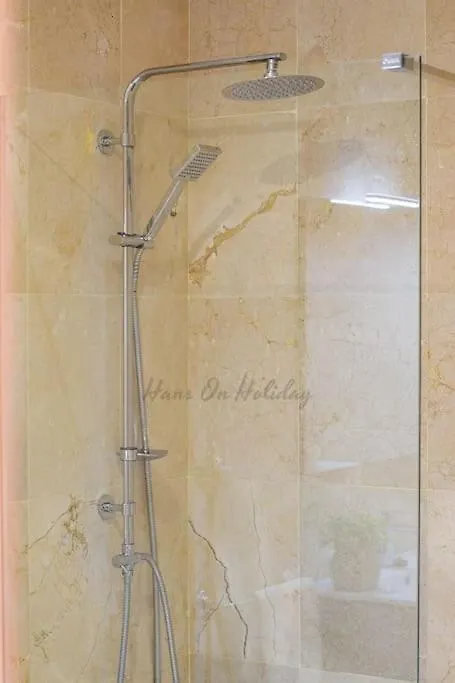 Piso Amaranta, Frigiliana Modern 2 Bedroom, 2 Bathroom Apartment With Air Conditioning And Pool Hansonholiday Rentals Spain
