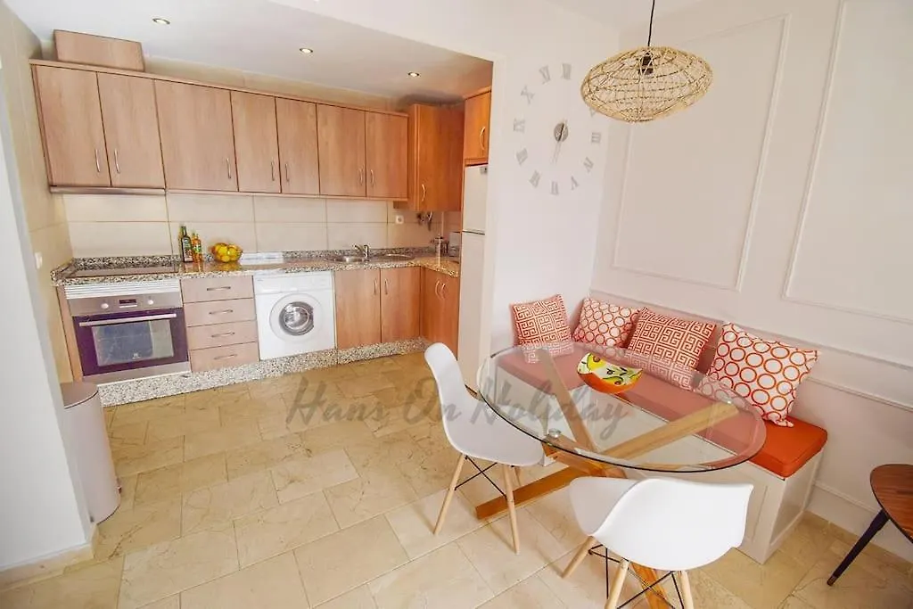 Piso Amaranta, Frigiliana Modern 2 Bedroom, 2 Bathroom Apartment With Air Conditioning And Pool Hansonholiday Rentals