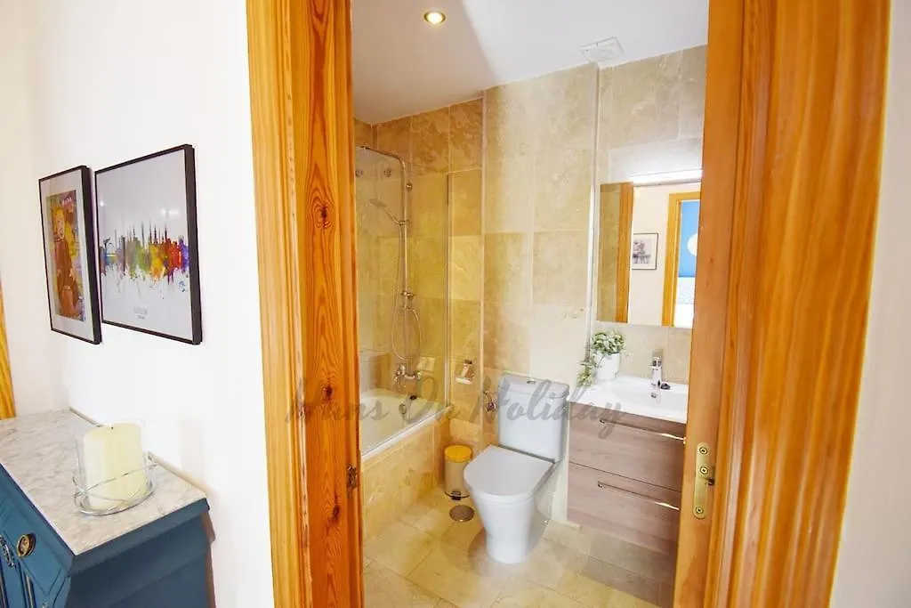 Piso Amaranta, Frigiliana Modern 2 Bedroom, 2 Bathroom Apartment With Air Conditioning And Pool Hansonholiday Rentals